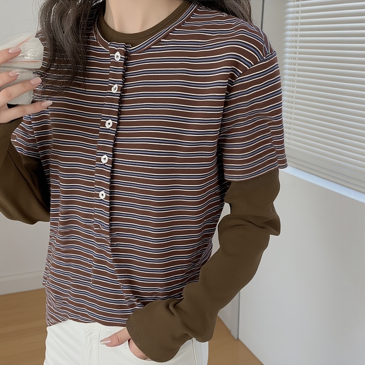 设计感~假两件条纹撞色百搭长袖圆领纽扣宽松显瘦上衣