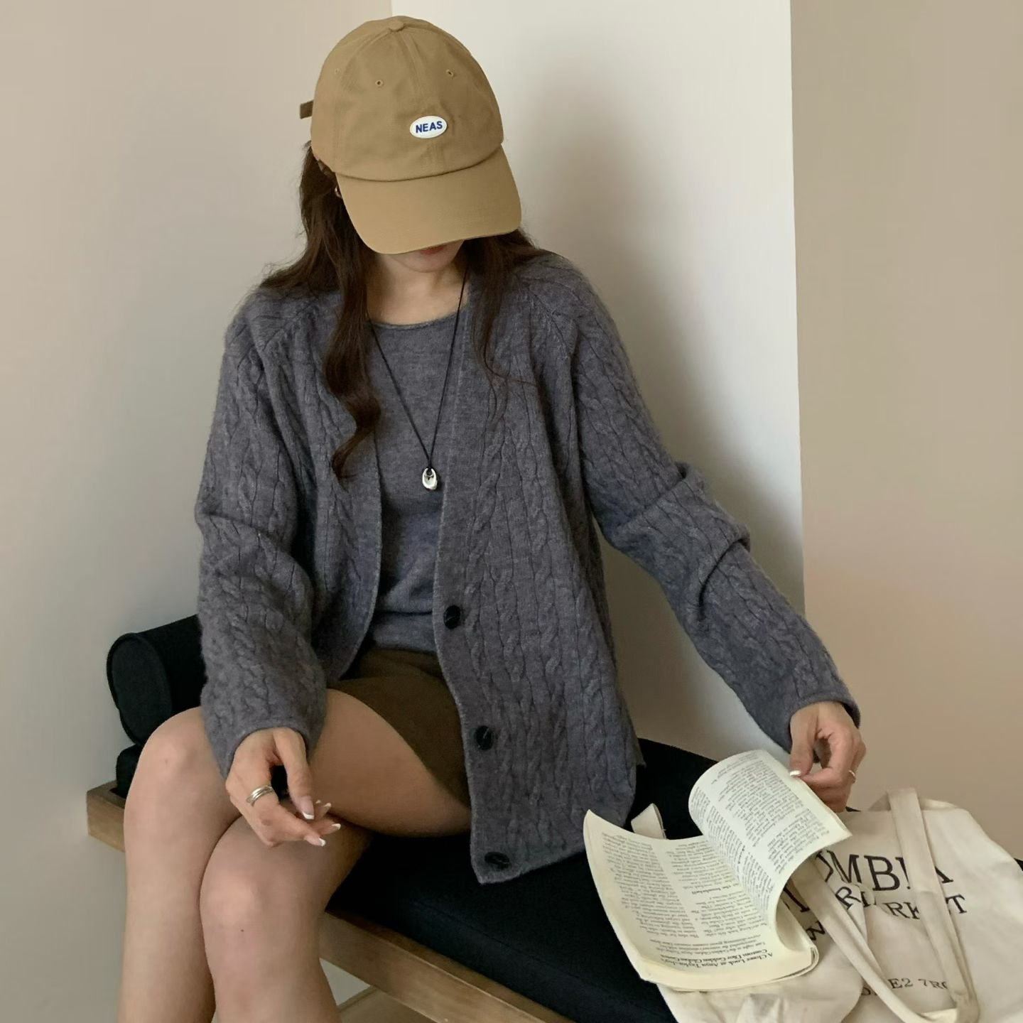 慵懒风{背心+外套}V领单排扣麻花柔软两件套宽松软糯百搭毛衣套装