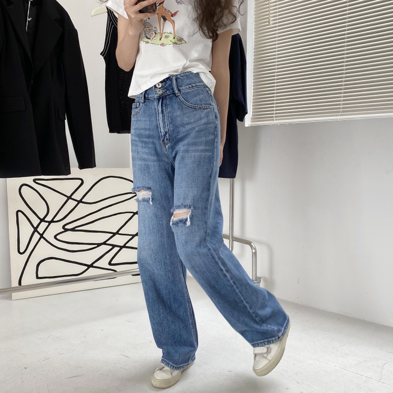 破洞设计纽扣高腰直筒牛仔裤