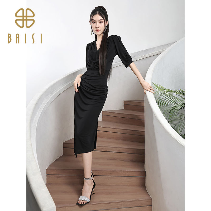 2025夏季新品百丝性感V领上衣显瘦包臀半身裙赫本风两件套裙女