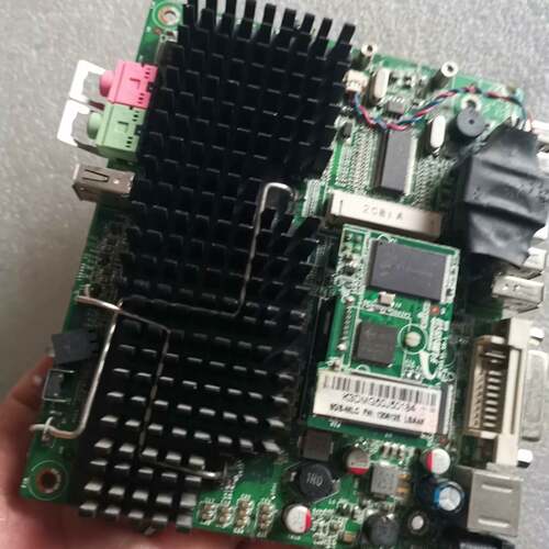 可议价升腾资讯Centerm- 型号：GI945，搭载Inte