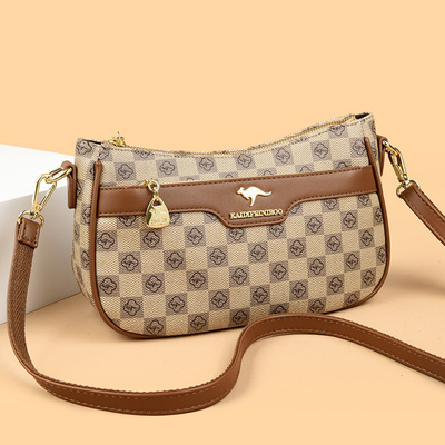 小挎包女2025新款休闲中年女士包包妈妈款单肩斜挎包手提包小拎包