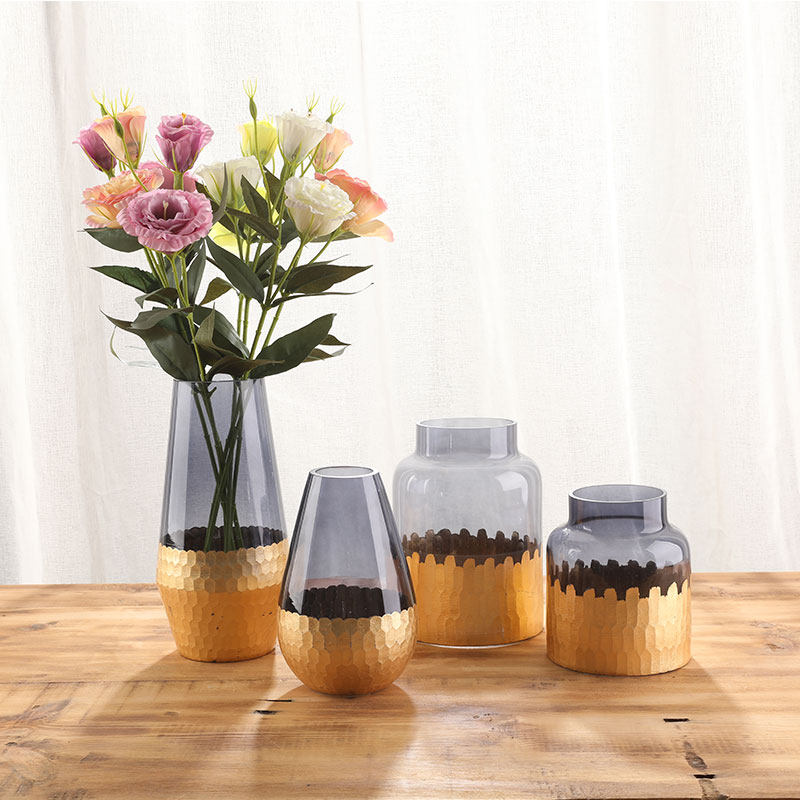 北欧轻奢金箔玻璃花瓶彩色手工插花花器欧式水培现代简约家居摆件在类目 家居饰品, 花瓶/花器/仿真花/仿真饰品, 花器/花瓶, 花瓶中 - 来自Buy2taobao.com提供专业的淘宝代购服务