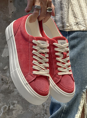 新款夏季鞋子男小从反绒皮复古百搭休闲鞋低帮鞋红色