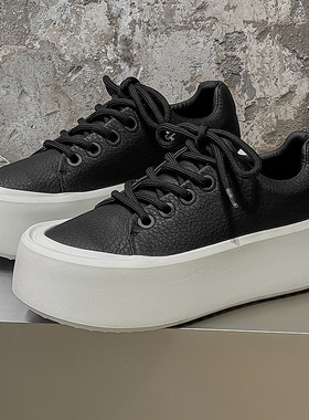 街拍设计感款厚底增高面包鞋男士简约百搭休闲板鞋黑色