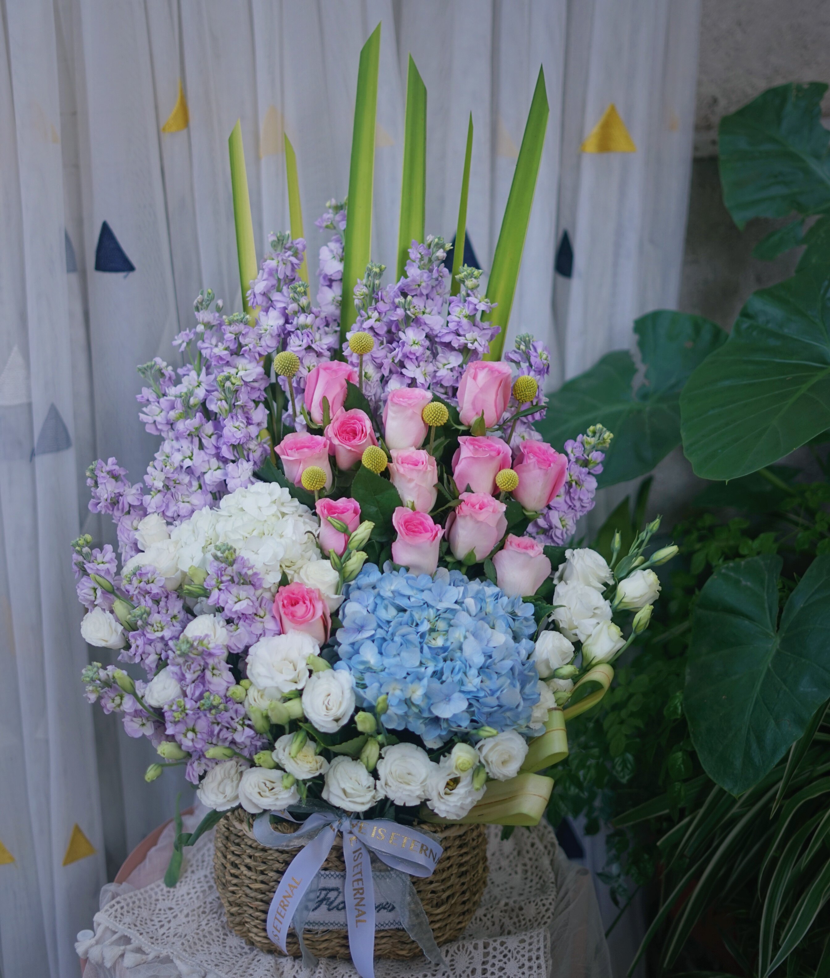 南京鲜花同城速递花店生日节日送花会议用花高档礼篮婚礼订花