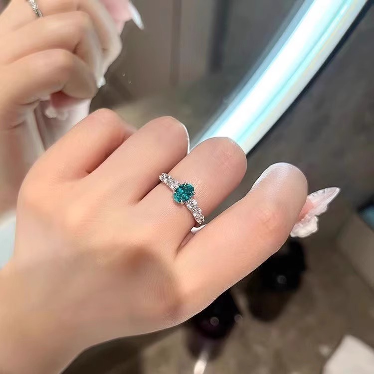 高级感帕拉伊巴钻戒指女小众设计绿宝石碧玺钻戒新款时尚精致指环