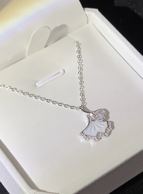 银杏叶三生有幸项链女配饰2025新款爆款轻奢小众高级感锁骨链吊坠