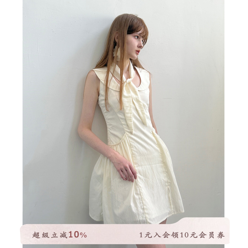 米色甜美娃娃领减龄围巾连衣裙