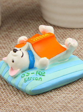 卡通创意立体树脂躺靠枕看书小狗园艺多肉花插插件居家装饰