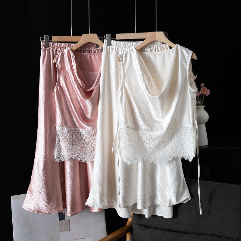 蕾丝拼接丝滑缎面荡领上衣+中长款半身裙套装H03023