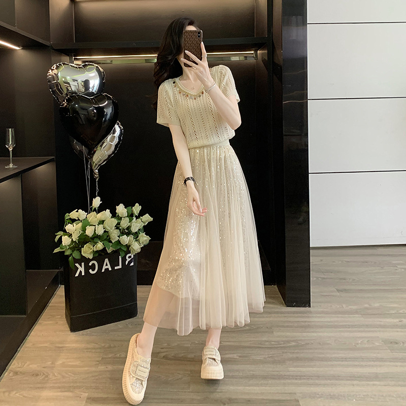 裙子女款爆款2025新款高级感显瘦针织短袖上衣小众杏色网纱裙