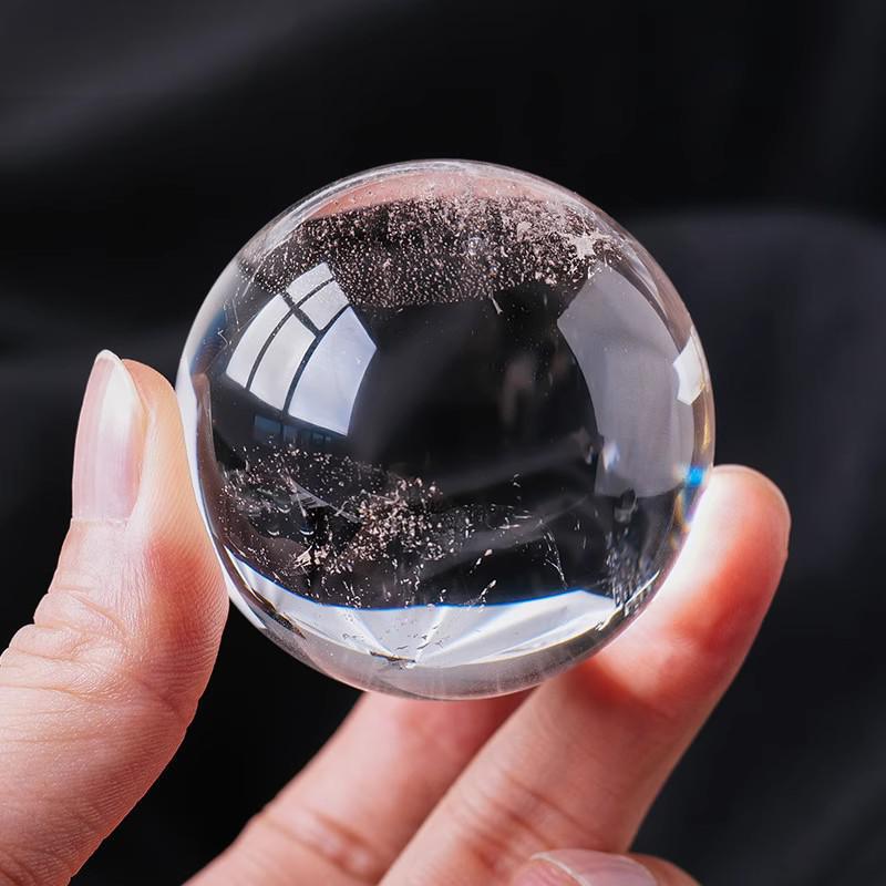 厂家供应4cm天然白水晶球白色水晶原石打磨家居办公桌面装饰摆件