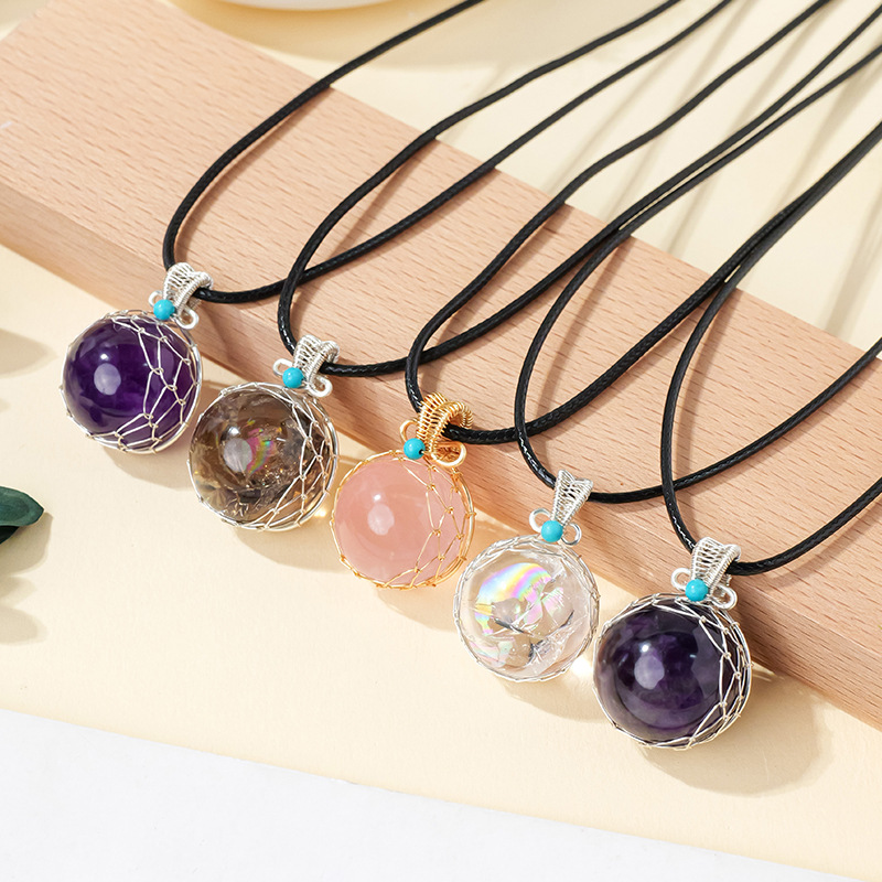 天然白水晶球吊坠七彩胶花水晶球挂件彩虹水晶球手工编织女士项链