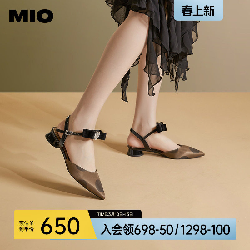 MIO米奥夏季尖头低圆跟凉鞋闪钻爱心蝴蝶结通勤时装凉鞋女