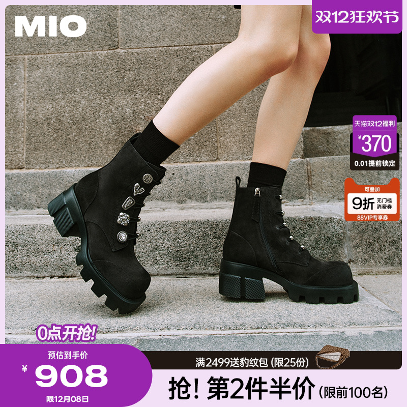 立体方头楦型  赋予充裕脚趾空间