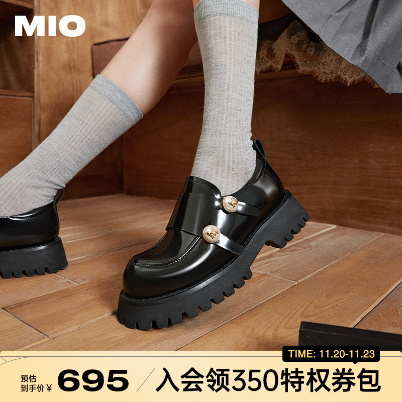 立体显瘦圆头  微收自然弧度楦型