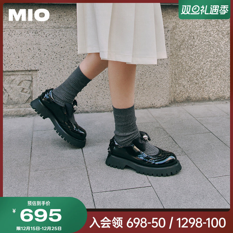 精湛雕花圆头  立体包容楦型设计