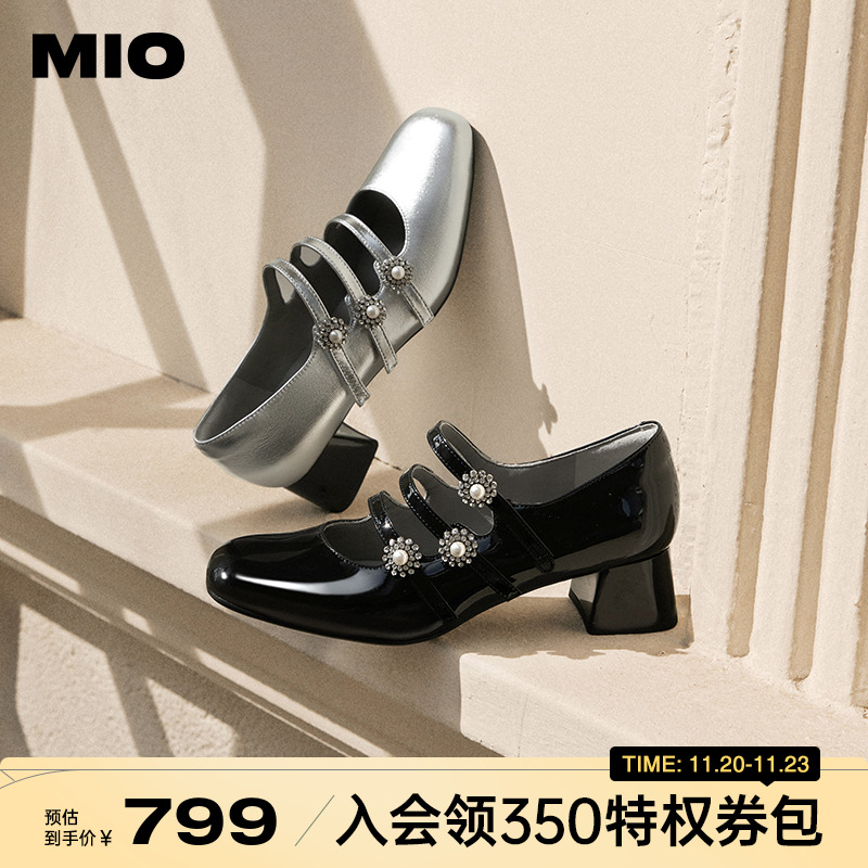 秀气显瘦圆头  顺滑微收楦型设计