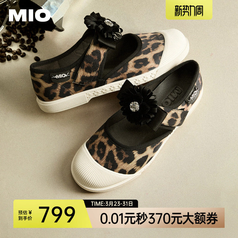 MIO米奥玛丽珍鞋2026春季新款圆头平底花朵饰扣休闲板鞋单鞋女鞋