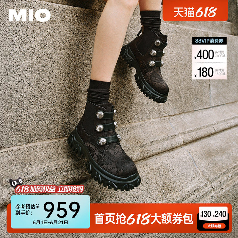 MIO米奥年冬季时尚潮流加绒马丁靴酷飒圆头显高短筒百搭女靴