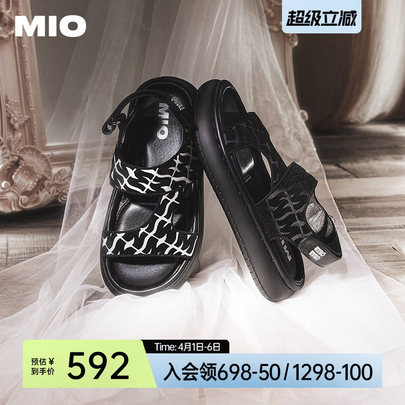 MIO米奥勃肯凉鞋女夏款M字平底厚底沙滩鞋度假风外穿一脚蹬拖鞋