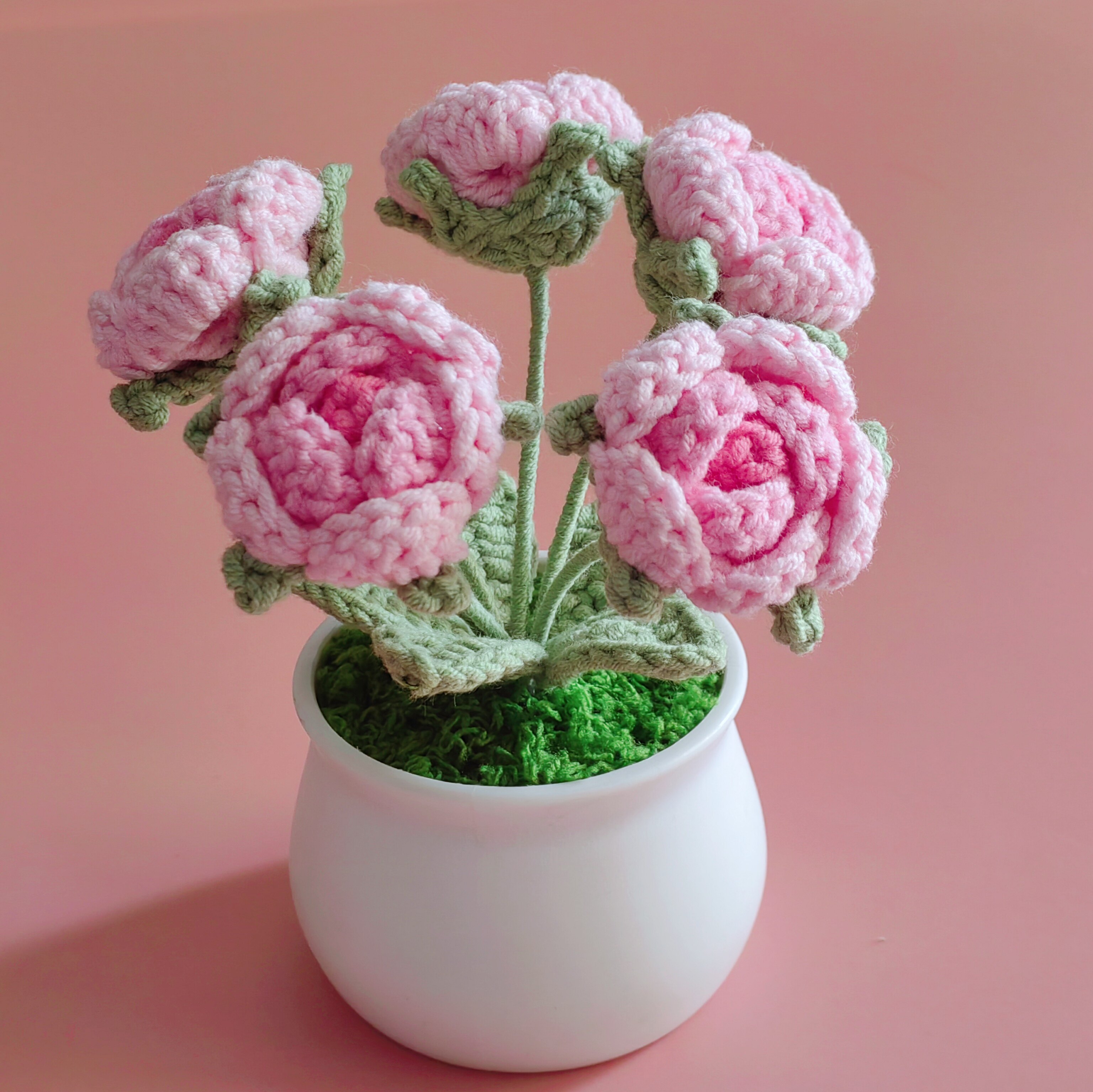 成品手工编织毛线盆栽荷花向日葵铃兰花束钩针玫瑰花车载摆件装饰