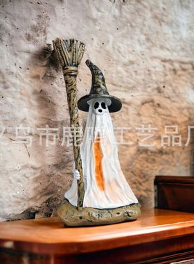 跨境新款拿扫把的白幽灵家居创意万圣节桌面摆件室内客厅书房装饰