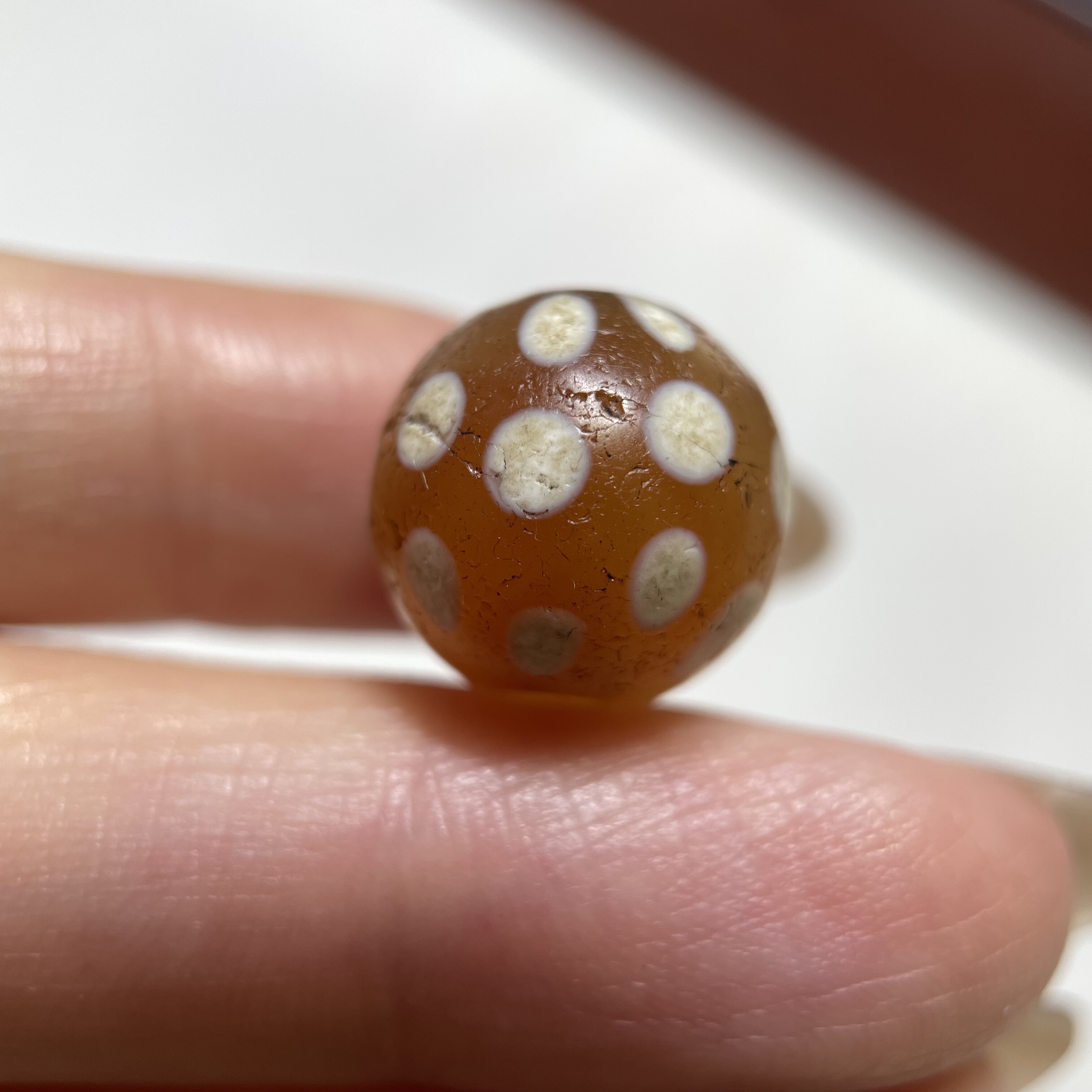 西亚百年红白镶蚀满天星玉髓圆珠13.8mm 多宝老珠散珠古珠单珠652
