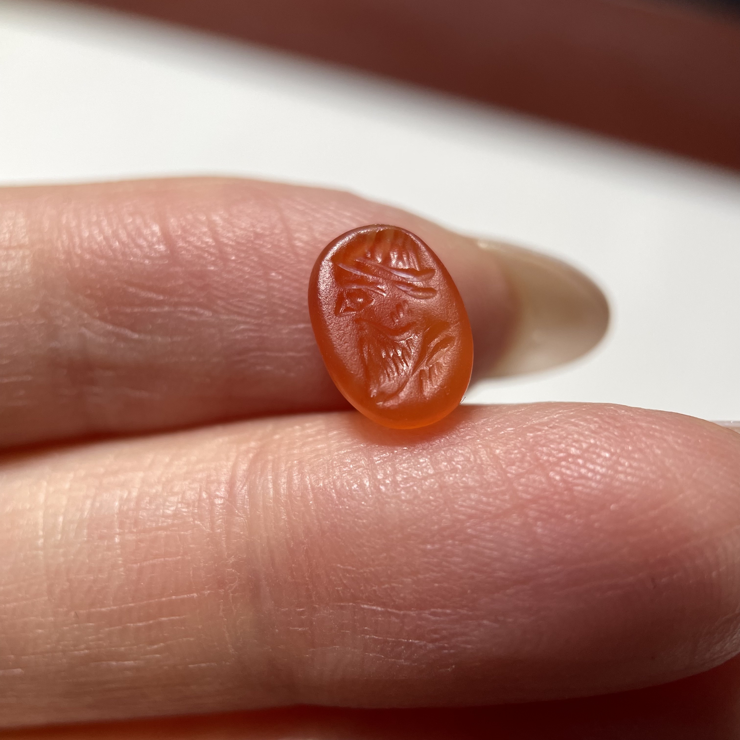 萨珊王朝玛瑙人物精美印章印珠9.2mm 手工錾刻大磨损戒指戒面1985