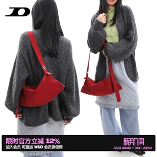 简着26SS 原创伯里红色包包女软皮松弛感hobo包不对称斜挎腋下包