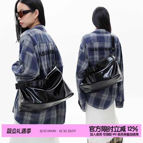 简着®原创穆肯斯暗黑皮扣托特包