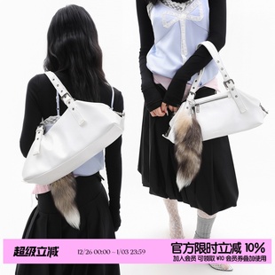 Balata软皮单肩腋下包 白色 可调节波士顿法棍包 原创 简着25AW