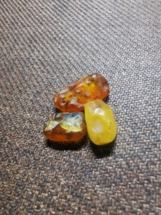 波海黄白蜜蜡 小随型 微杂微裂