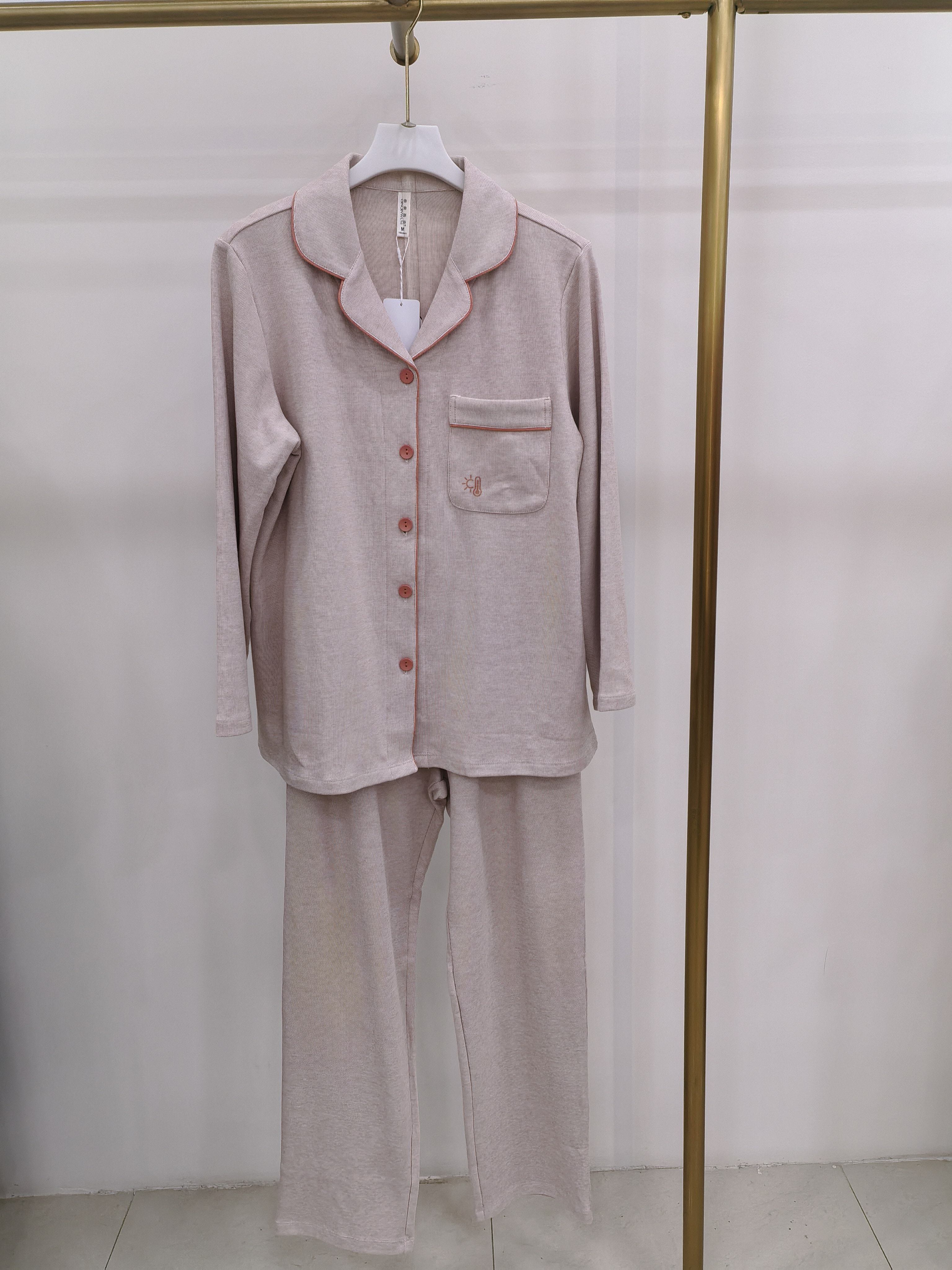 亲亲吾衣秋冬女款针织提花加厚翻领开衫家居服睡衣615054