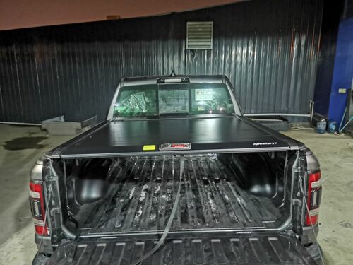 道奇公羊霸王龙福特猛禽/F150 坦途后车厢专用半自动推拉卷帘后盖