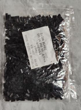 进口捷克卡4*6黑色六角约550个 DIY服饰串珠手工刺绣饰品服装辅料