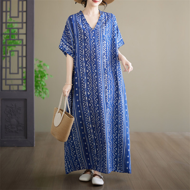 实拍夏季v领薄棉麻复古蓝色大码宽松度假风沙滩裙长裙文艺女袍子