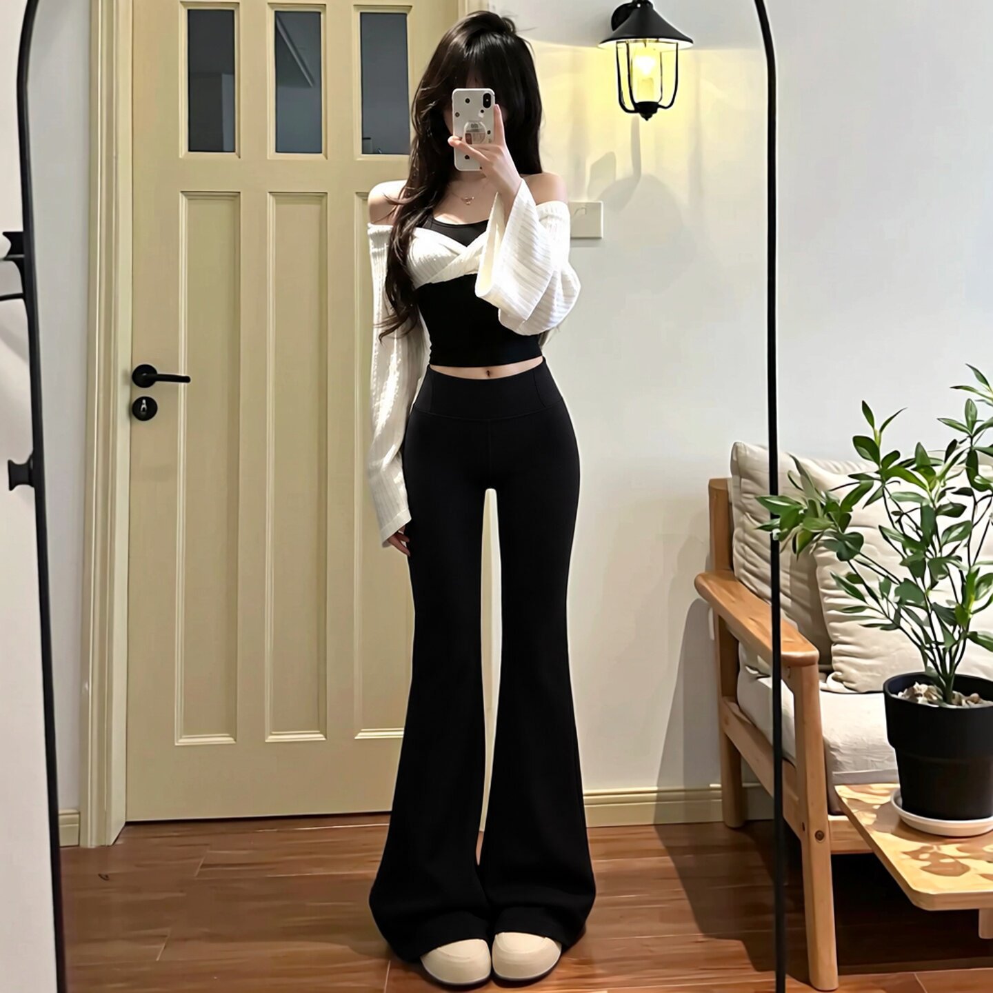 新款鲨鱼喇叭裤女秋季2026高腰显