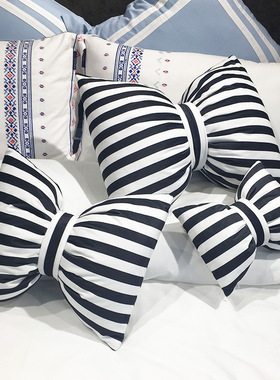 日本franc同款经典黑白条纹毛球蝴蝶结汽车头枕腰枕抱枕靠垫靠枕