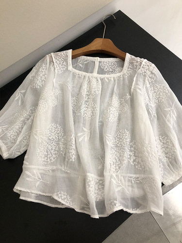 缇素森女系棉麻女装甜美方领蕾丝刺绣花中袖娃娃小衫上衣短款衬衫