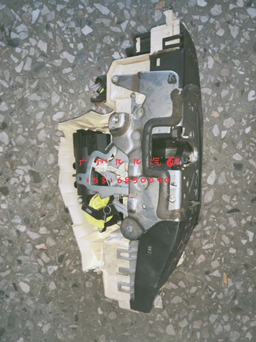 奔驰W221车门锁S300 S320 S350 S400 S500左前门锁块右前右后锁机