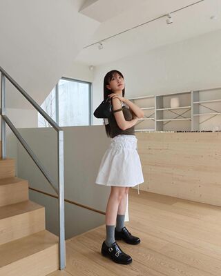 轻薄纯色半身裙女百搭