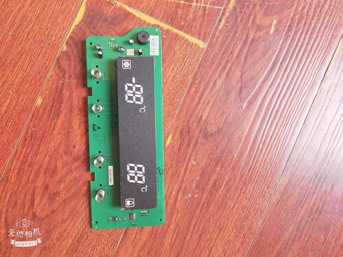 美的显示板XDB-590.AX.PCB