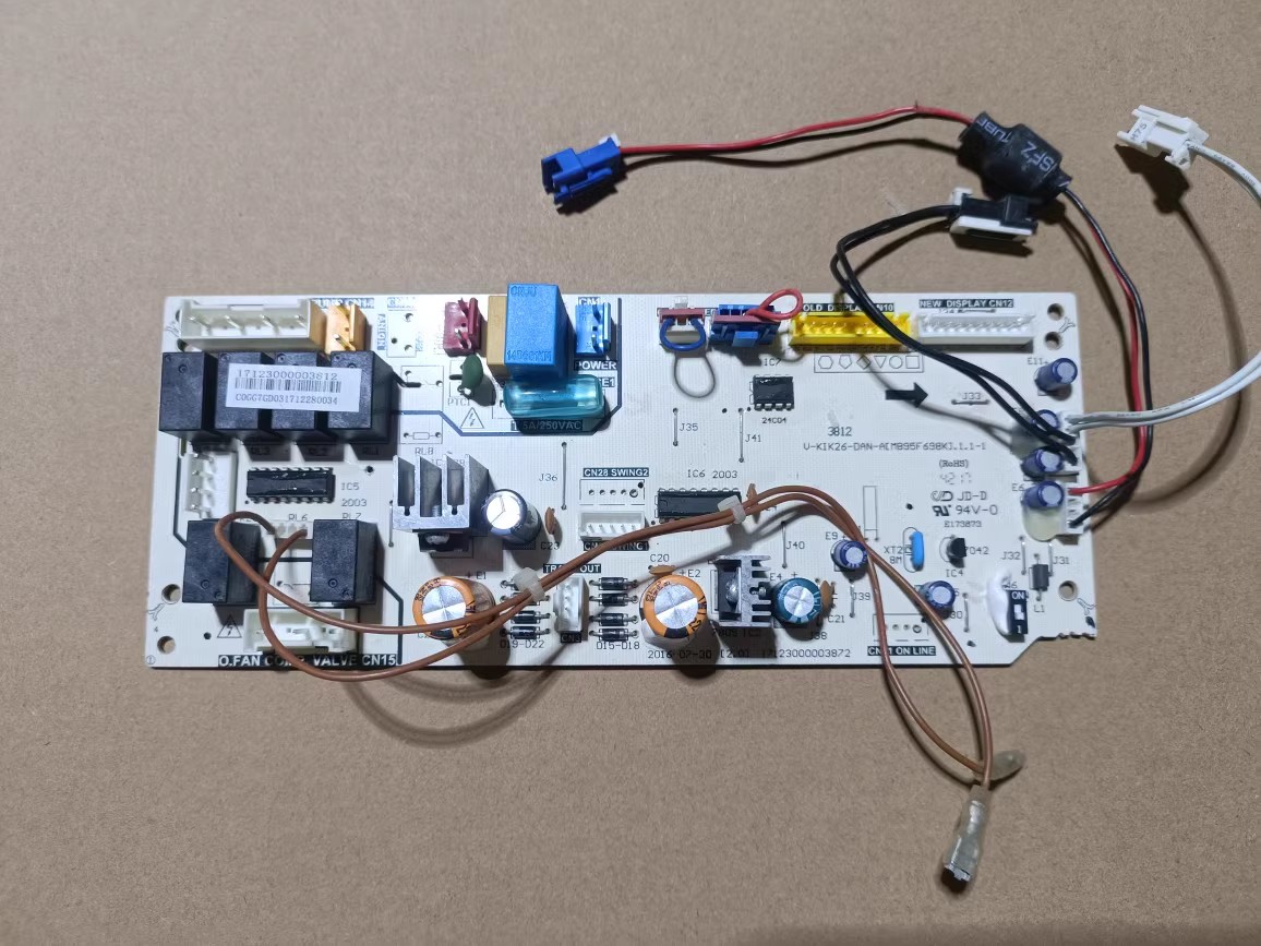 美的电脑板V-KIK26-DAN-A空调