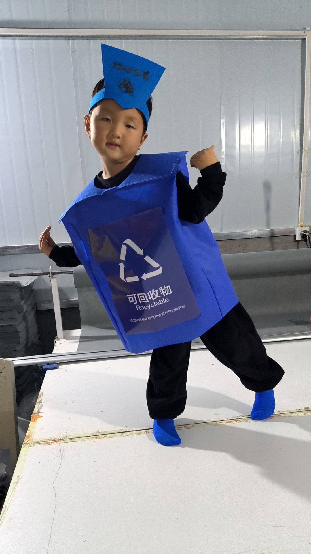 六一儿童垃圾分类演出服装环保垃圾桶表演成人亲子手工材料时装秀