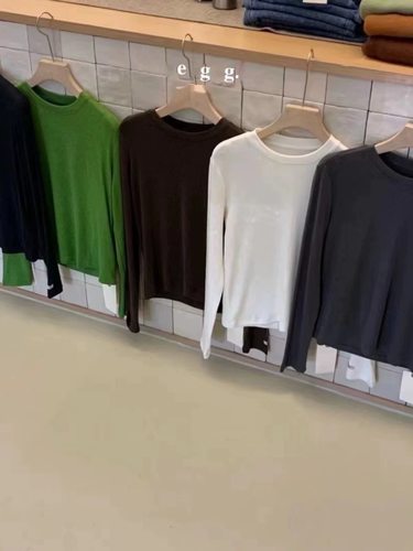 气质羊毛打底衫叠穿T恤女