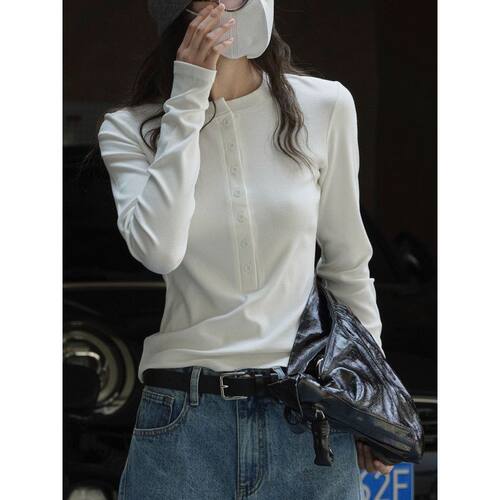 欧货秋冬新款简约辣妹针织T恤女士软糯亲肤修身显瘦百搭休闲上衣