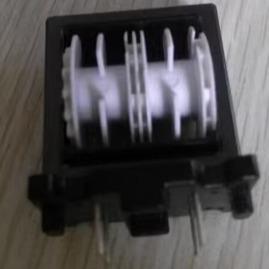 ET35共模电感磁芯R12K高导磁芯骨架立式2+2加4槽白色胶芯