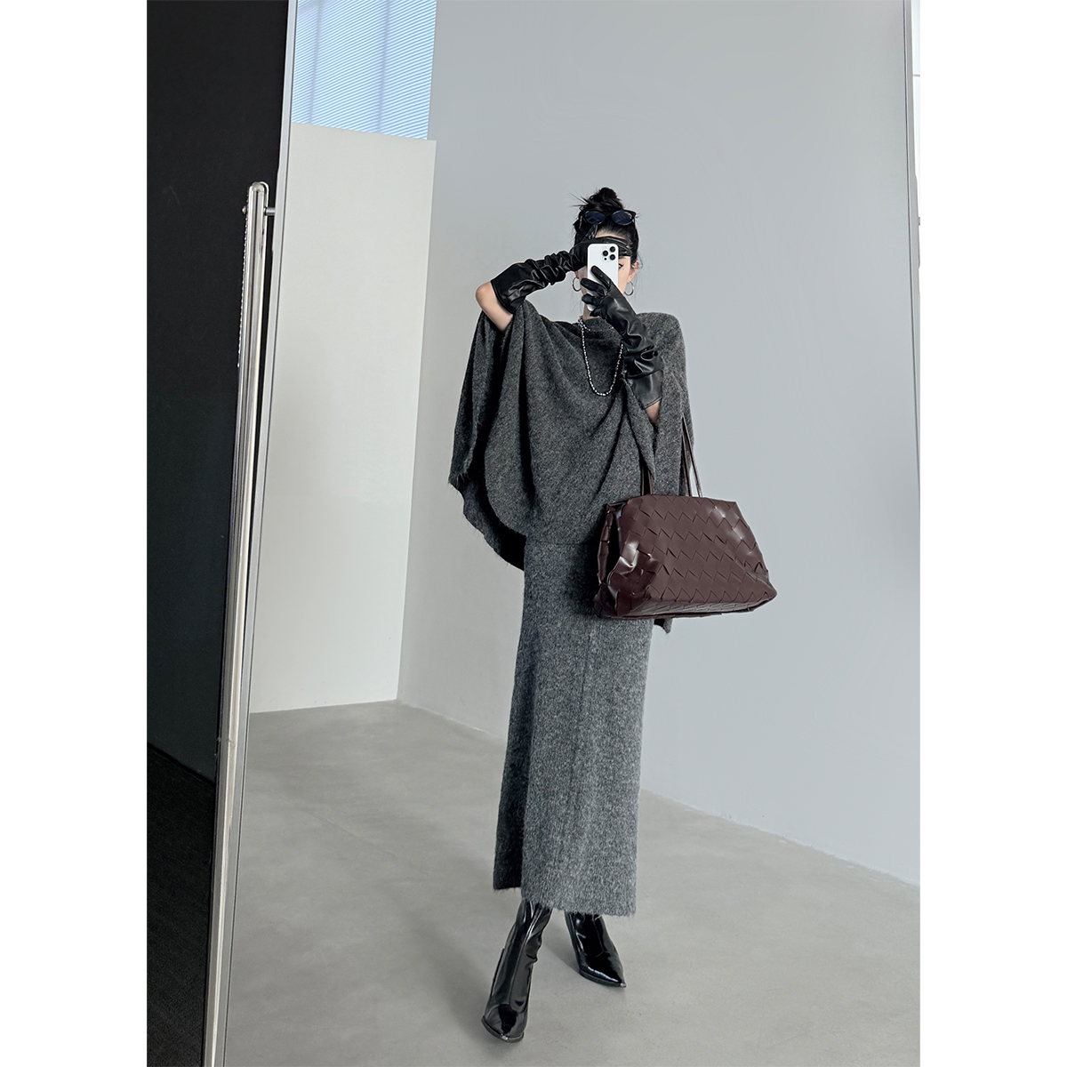 PAPERLLL辛间 温柔具象 慵懒圆领套头披肩斗篷+针织连衣裙套装女